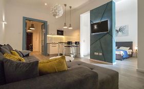 Twin Center Apartments